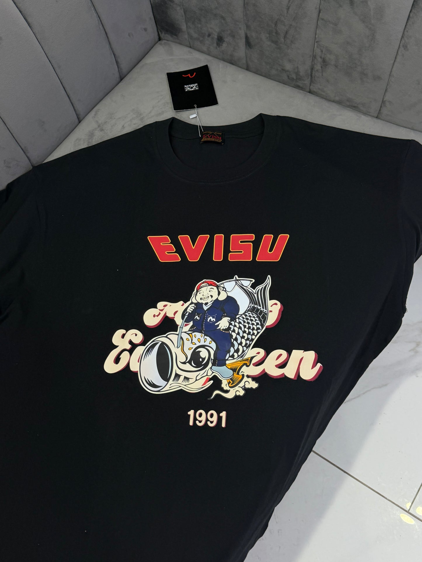 Evisu T - Shirt